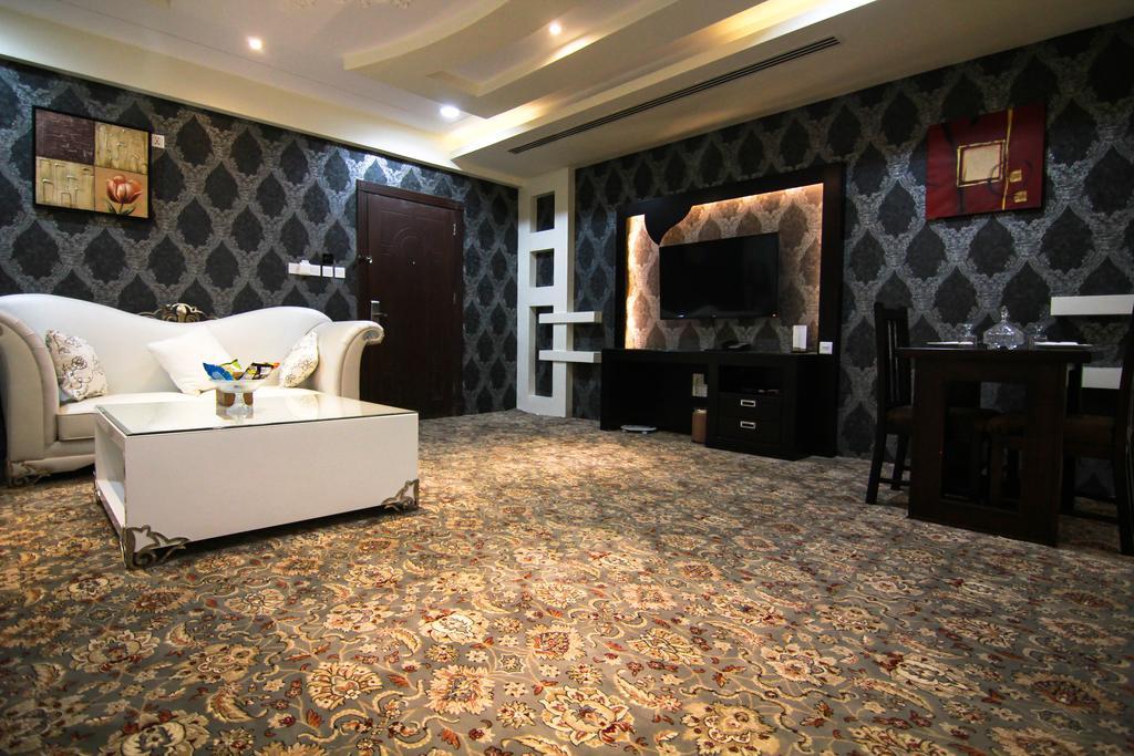 Rest Night Serviced Apartments- Alhamra Ριάντ Δωμάτιο φωτογραφία A room at the hotel