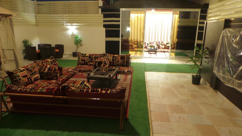 Rest Night Serviced Apartments- Alhamra Ριάντ Εξωτερικό φωτογραφία A majlis